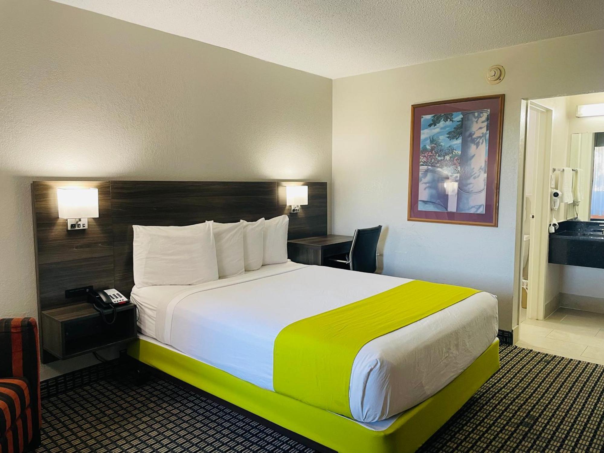 Days Inn By Wyndham Irving Grapevine Dfw Airport North Eksteriør billede