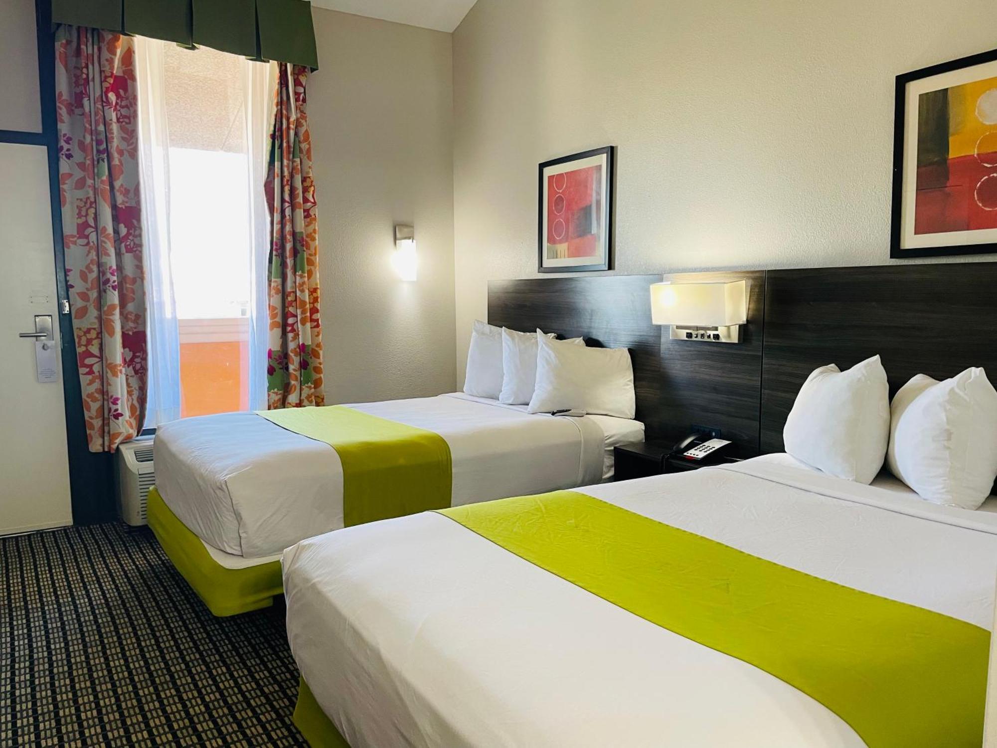 Days Inn By Wyndham Irving Grapevine Dfw Airport North Eksteriør billede
