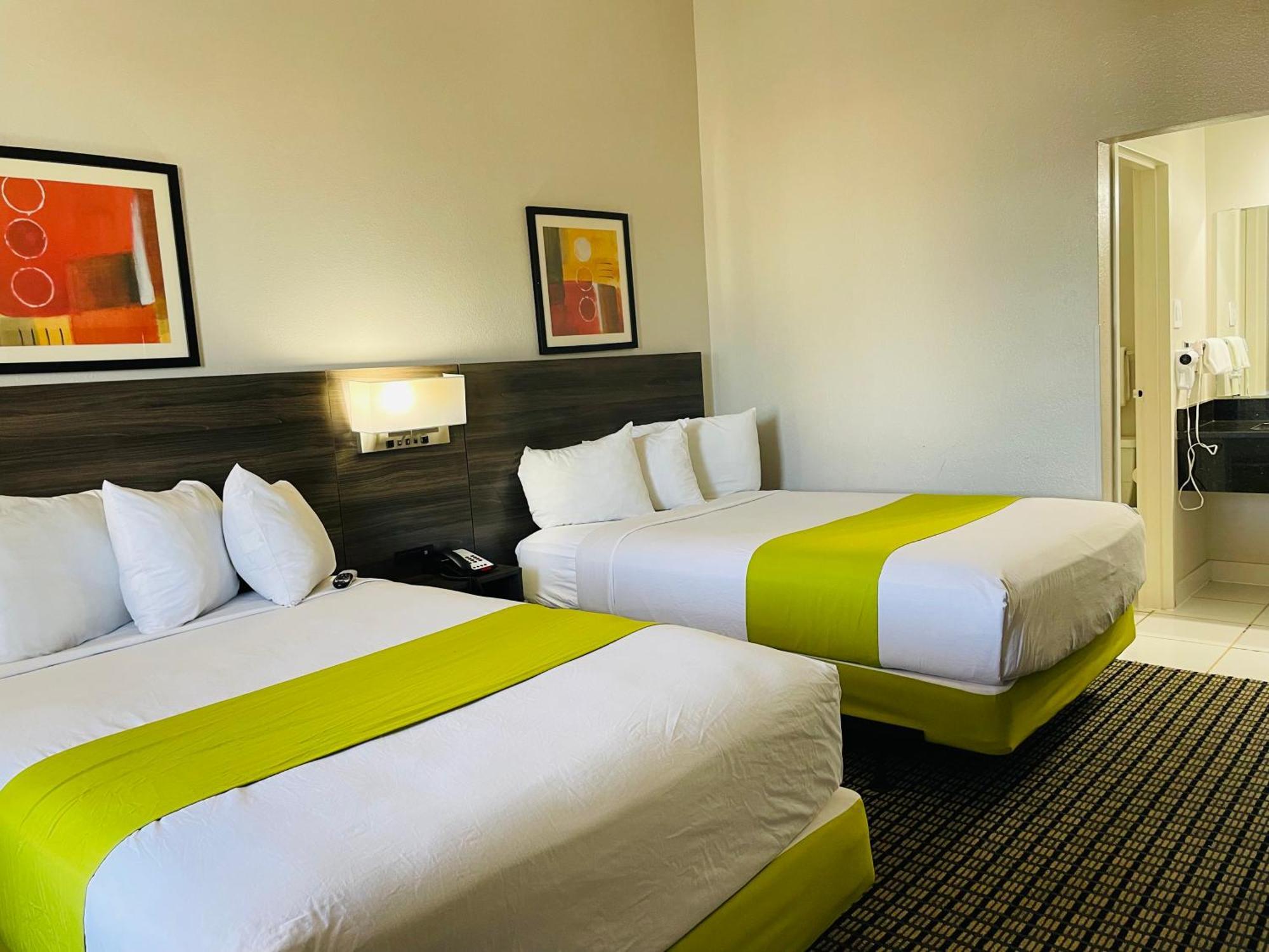 Days Inn By Wyndham Irving Grapevine Dfw Airport North Eksteriør billede