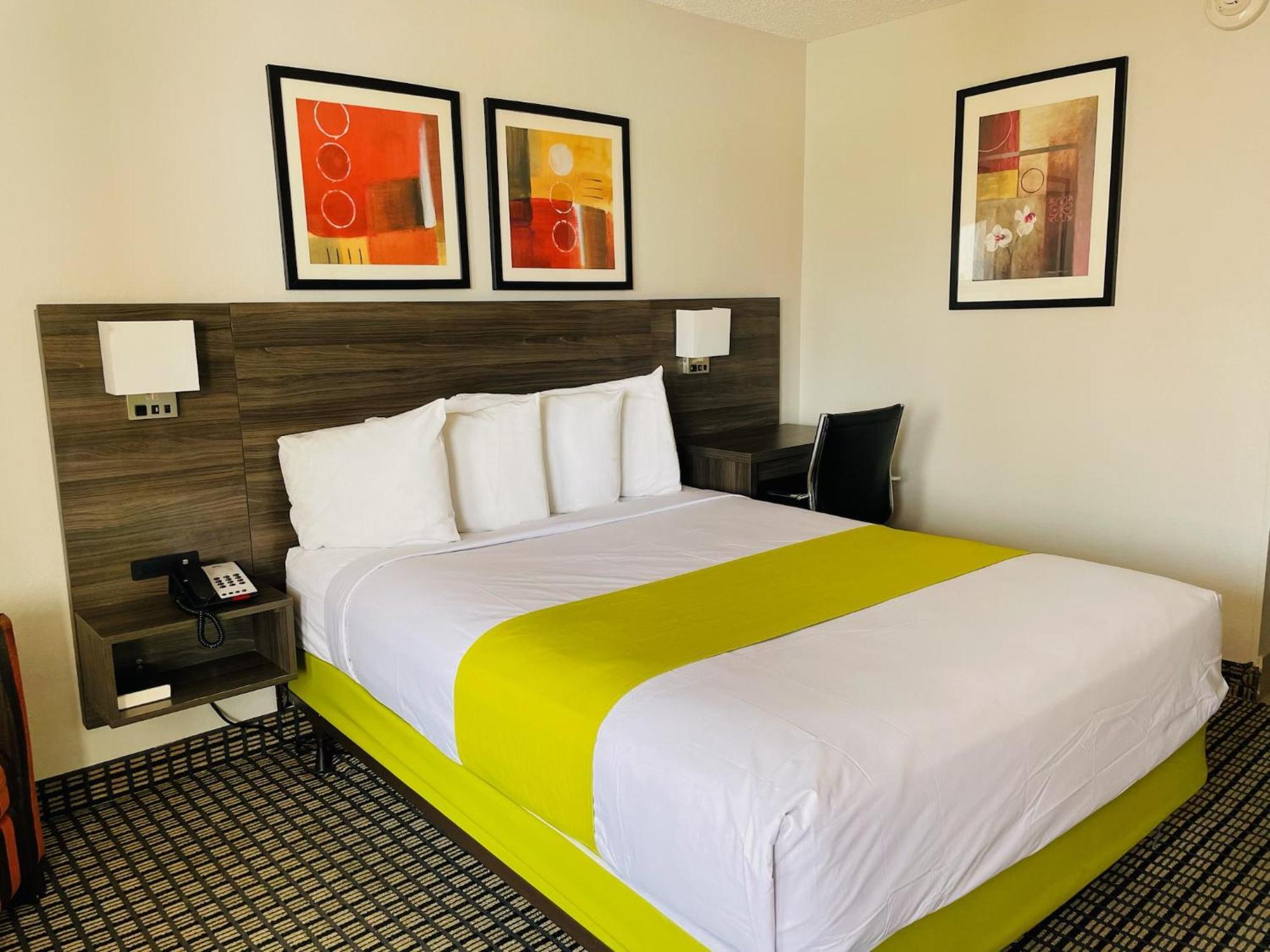 Days Inn By Wyndham Irving Grapevine Dfw Airport North Eksteriør billede